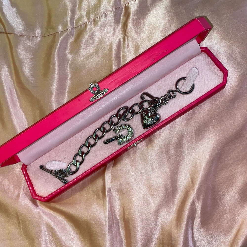 Y2k juicy couture charm bracelet and charm